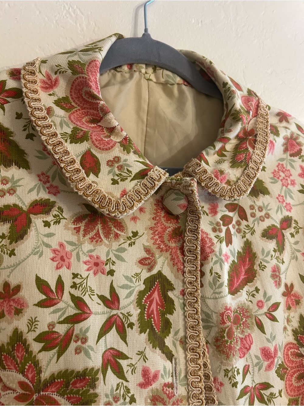 Vintage cape Button-Up Coat with Trim